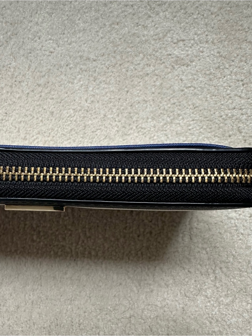 Kate Spade wallet - Picture 4 of 5